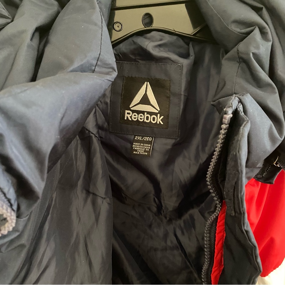 Reebok Colorblock Puffer Jacket - Picture 6 of 8